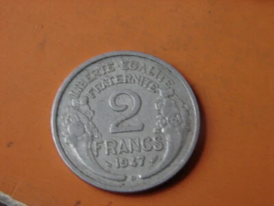 FRANCE. 2 FRANCS MORLON ALUMINIUM 1947.B. - Photo 1/2