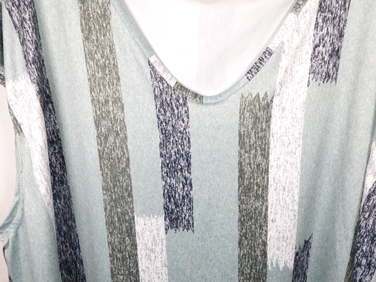 Women's Multi Color Lines Pattern Pullover Sleeve… - image 2