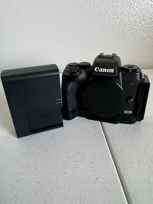 Canon EOS M5 Mirrorless Camera 24.2MP Black - BODY ONLY