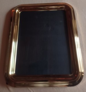 Bilderrahmen v. Solid Brass Vintage goldfarben unbenutzt Rückseite lila Samt
