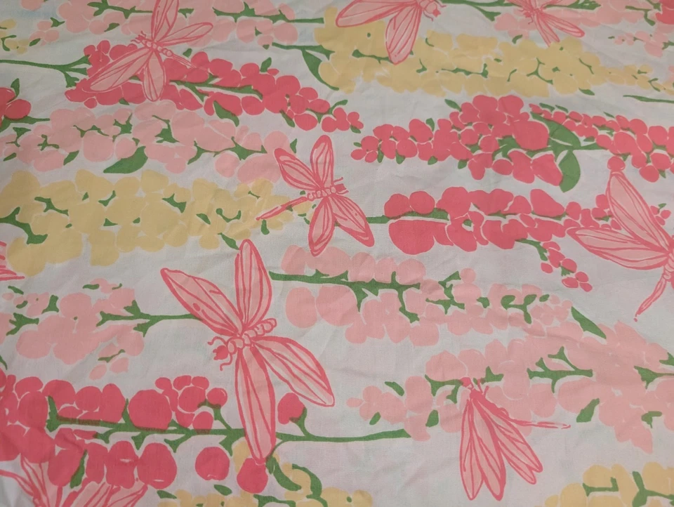 LILLY PULITZER Rare WHITE Dragonfly Floral Pink, Yellow, Green Fabric  Cotton  - Image 2 of 4