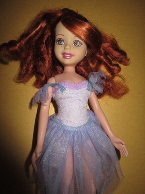 B-1950) SÜSSE ROTHAARIGE WEE 3 FRIENDS BARBIE MATTEL 2004 NATÜRLICHE FÜSSE