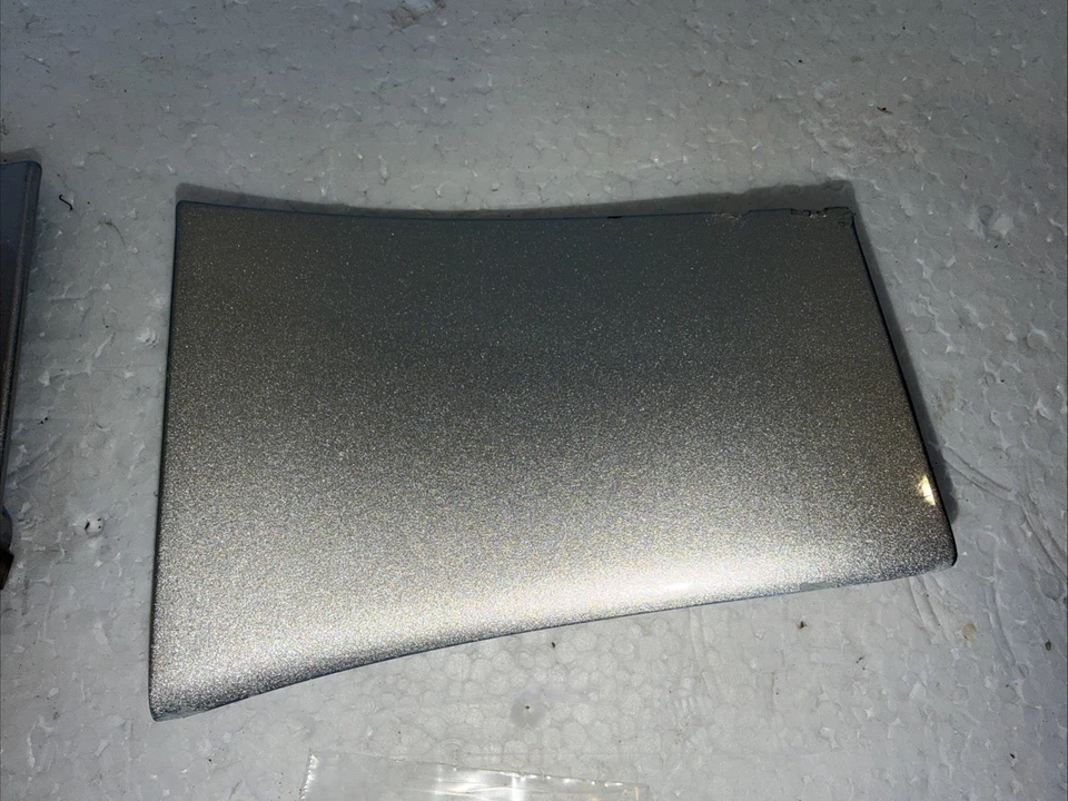 Cubiertas de panel de tulipán izquierda+derecha Saturn Sky Pontiac Solstice 21999545 21999546 ¡OEM! Foto 3 de 4