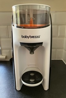 Baby Brezza Formula Pro Dispensing Machine