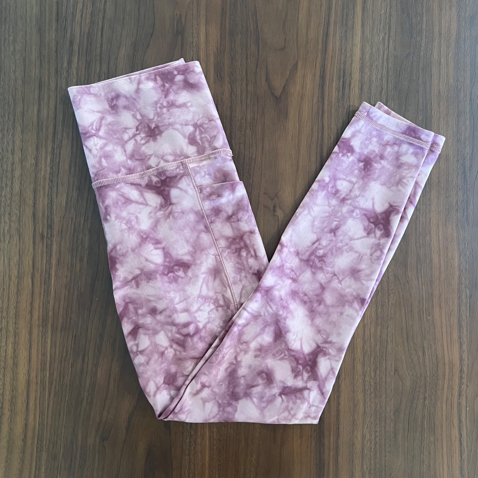Athleta Women's Purple Tie-Dye Salutation 7/8 Leggings XS