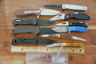 0870 Ten assorted pocket knives