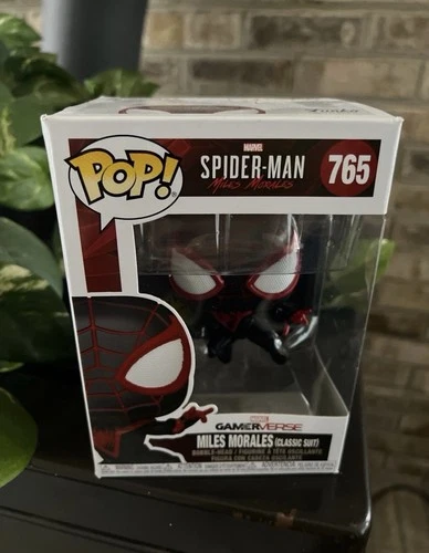 Funko POP!  Miles Morales Classic Suit #765 Marvel Spider Man