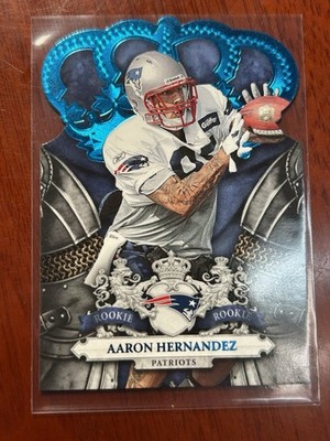 2010 Aaron Hernandez Panini Crown Royale Rookie #101 RC /100 Blue