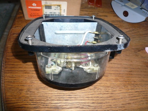 Navistar Tail Light Lite Lamp Assembly 1661281C91 2078210 - No Lens - Picture 2 of 4