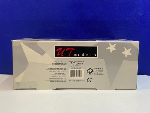 UT MODELS 1/18 SCALE BLUE MERCEDES BENZ SLK 230 KOMPRESSOR VERY NICE !! - Picture 6 of 9