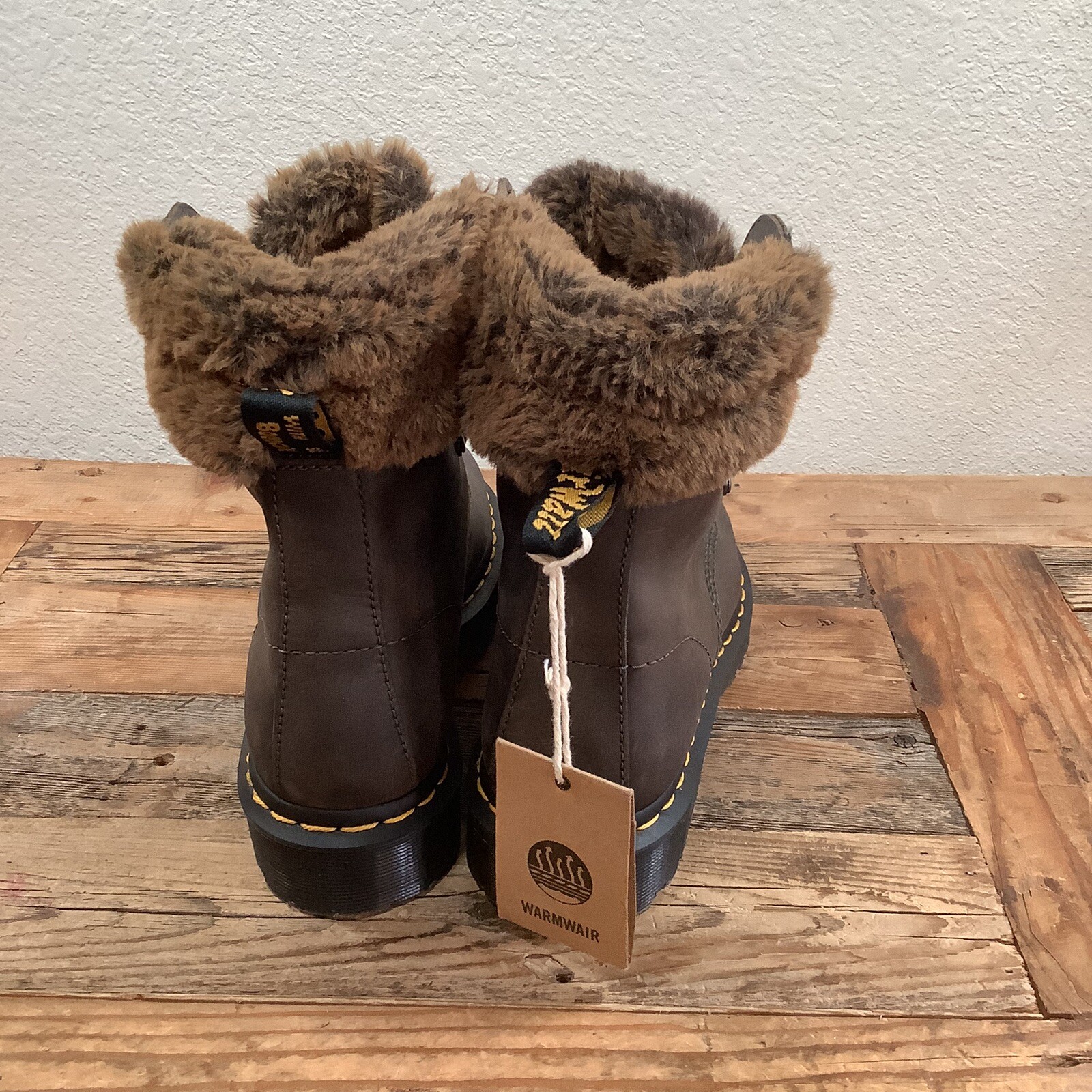 Doc Martens 1460 Serena Collar Women's Boots Size 8 Brown Faux Fur Rare New image 5