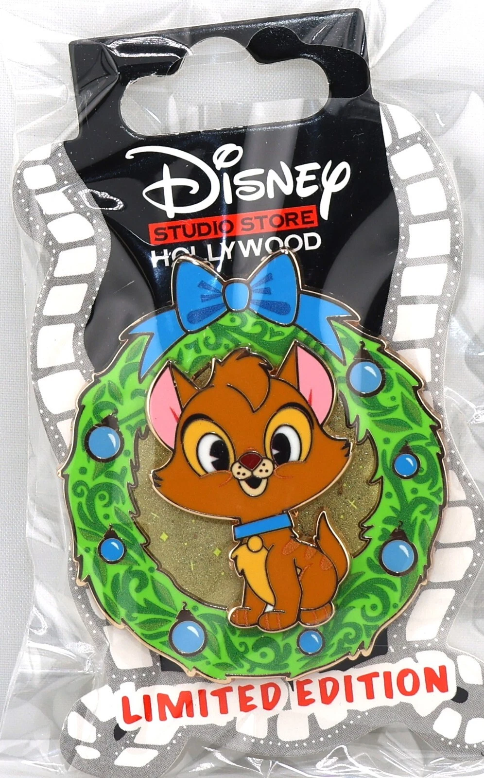 Disney Pin DSSH OLIVER & COMPANY Holiday Cat Glitter Wreath LE 400