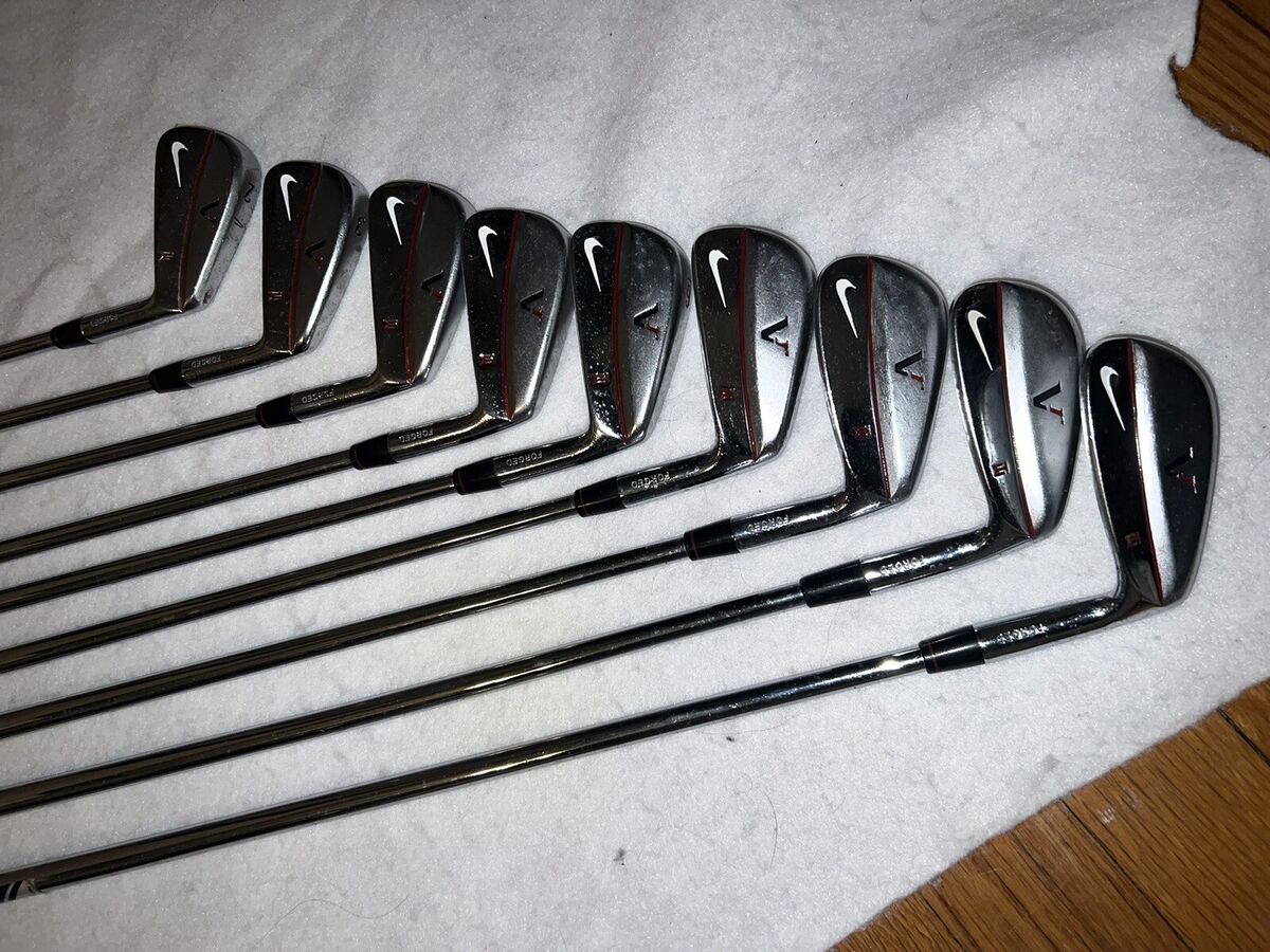 Nike Tiger Woods Victory Red Golf Clubs Blades Irons 2-PW Nike Tiger Woods Victory Red Golf Clubs Blades Irons 2-PW
