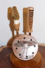 Custom Made Sycamore  Wood Turkey Pot  Call with Two Round Tip  Rod  Strikers