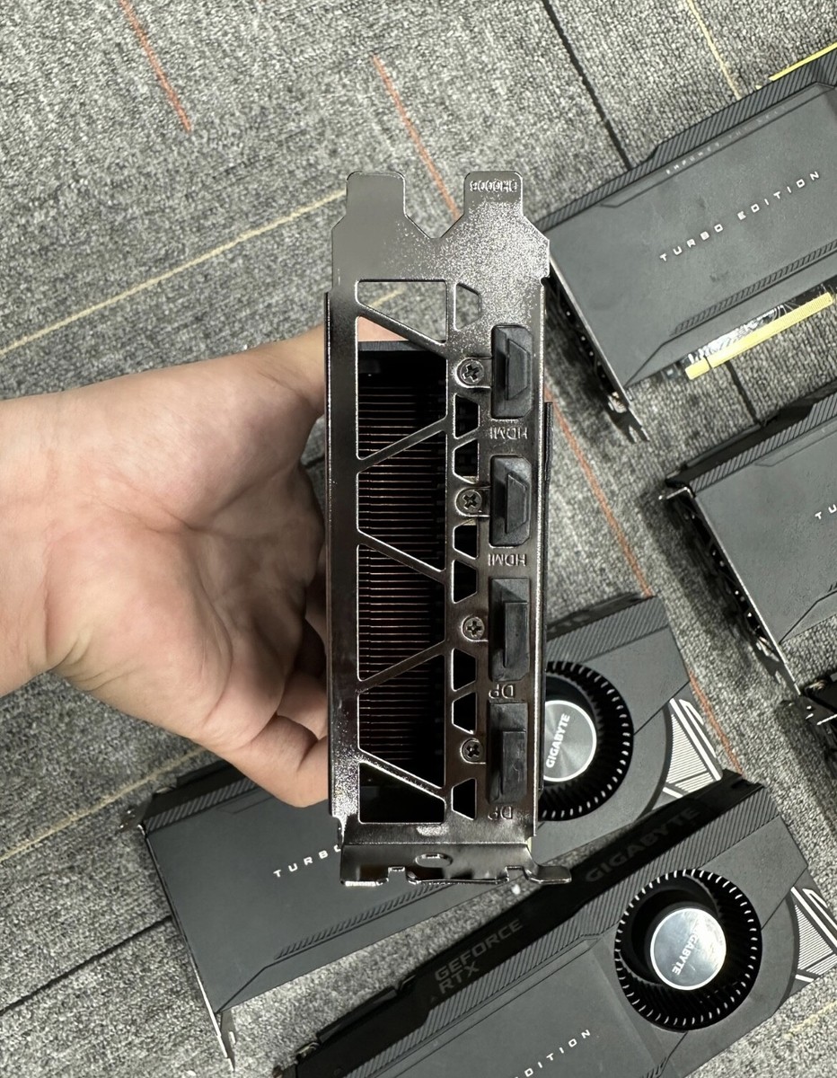 GIGABYTE GeForce RTX 3090 24GB GDDR6X Public Turbo Graphics Card