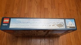 LEGO Creator Expert: Parisian Restaurant (10243) New in Box Never Opened