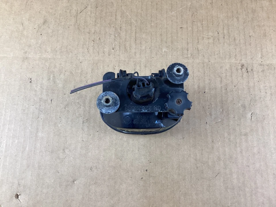 1995-2002 Chevrolet Cavalier Front Right Passenger Side Fog Light Lamp 116-02181 - Image 3 of 4