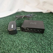 Cisco 5-Port Gigabit Desktop Switch SG110D-05...