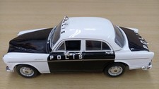 MINICHAMPS Volvo 121