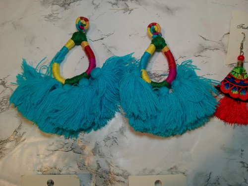 8 Pompon Artesanal Earrings (420) - Picture 2 of 9