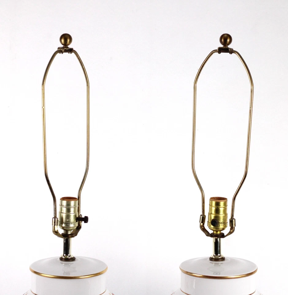 Vintage Pair Of Asian Style Floral 3 Way Table Lamps - Image 4 of 4