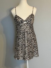 VICTORIA'S SECRET CHEMISE LINGERIE SIZE: S/P ANIMAL PRINT ADJ. STRAPS SHORT