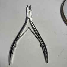 Tweezer Man Stainless Cuticle Nipper Used Nice Condition