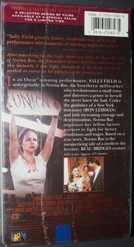 NORMA RAE (vhs) Sally Field, Beau Bridges, Ron Leibman. NEW. Rare. Sealed. Drama - Foto 2 di 2