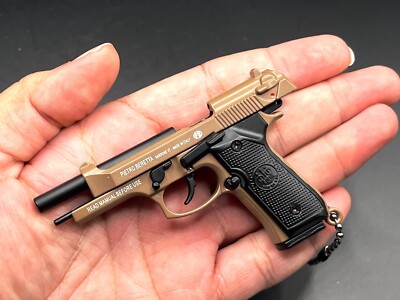 Beretta 92F ガスガン？ Amazon | 東京マルイ No5 M92F ミリタリーモデル 18歳以上ガスブロー