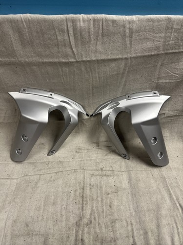 Triumph Front Mudguard Bracket Set - Picture 2 of 3