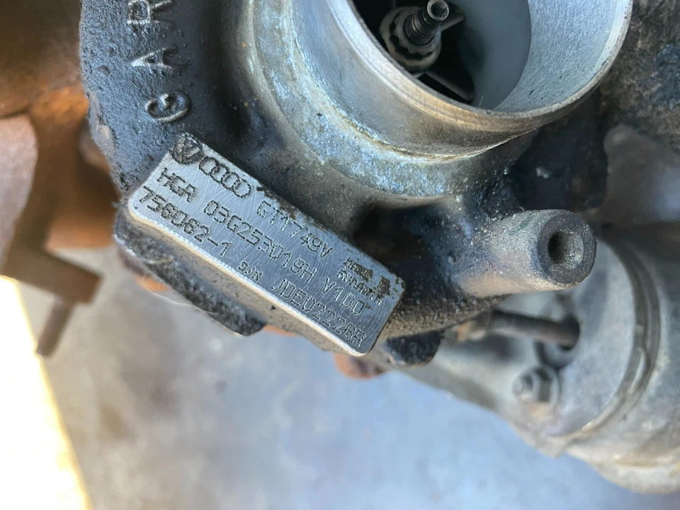 Turbocompresor turbo Mitsubishi Grandis GT1749V, 03G253019H, 756062-1, JDE02226R Foto 2 de 4