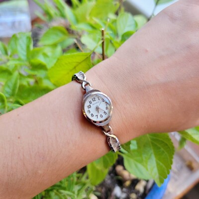 Vintage Benrus Classic Silver Womens Womans Analog Dainty  display picture 1
