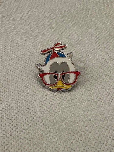 Disney Trading Pin Dewey Duck - Picture 1 of 2