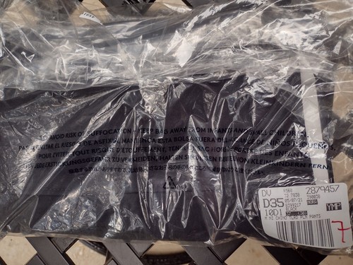 NEU Lands End Herren Chino Hose 37x30 schwarz bügelfrei Tailored Fit 390038 - Bild 3 von 3