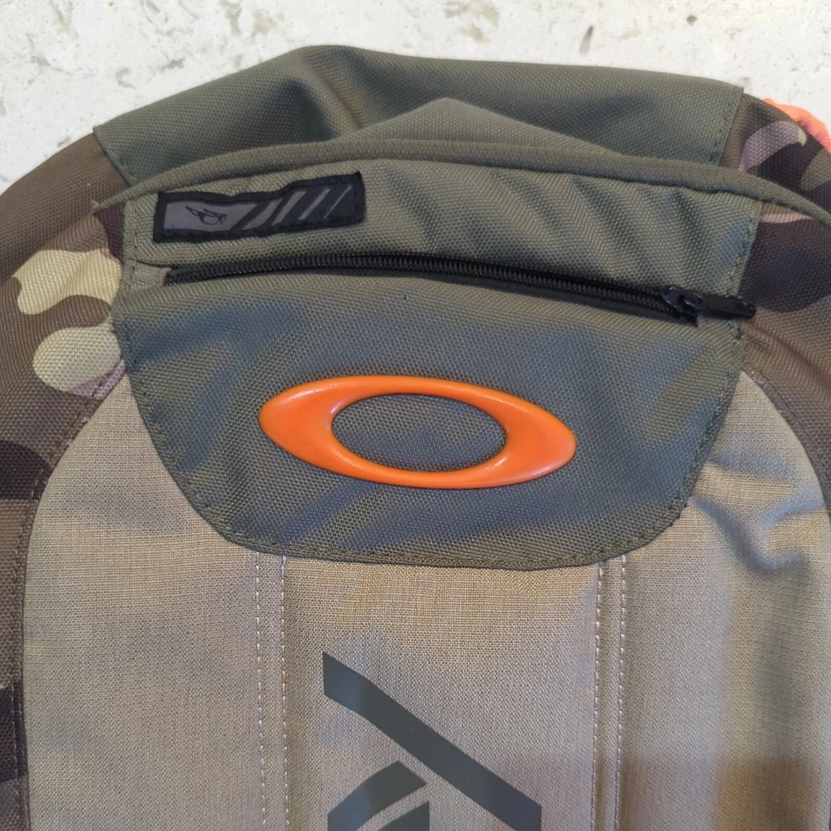 Oakley enduro best sale bege
