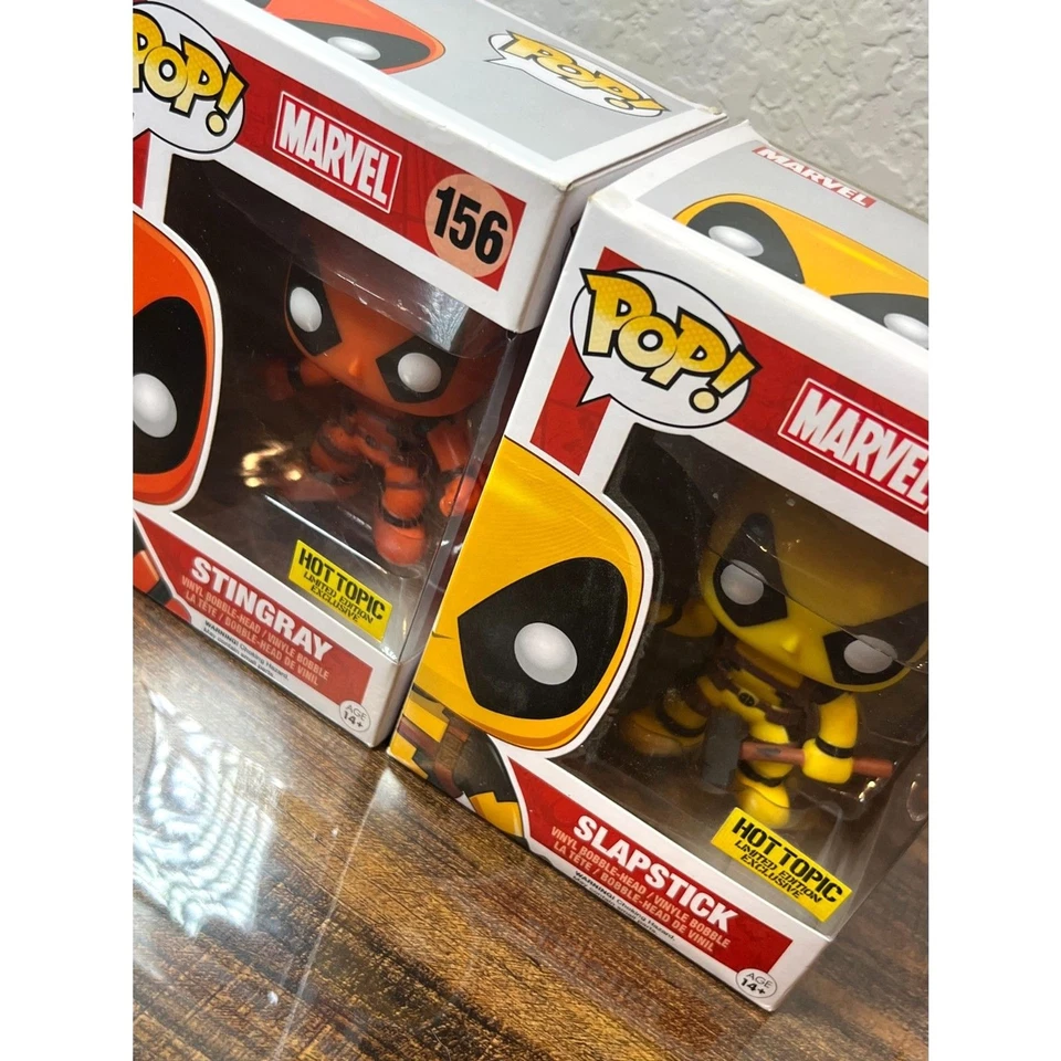 Funko Pop! Juguete Marvel exclusivo Deadpool Stingray 156 y Slapstick 157 Hot Topic Foto 2 de 4