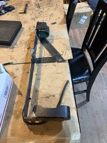 Santa Cruz Rifle Locking Rack Holder Stand 12 Volt Release No Keys