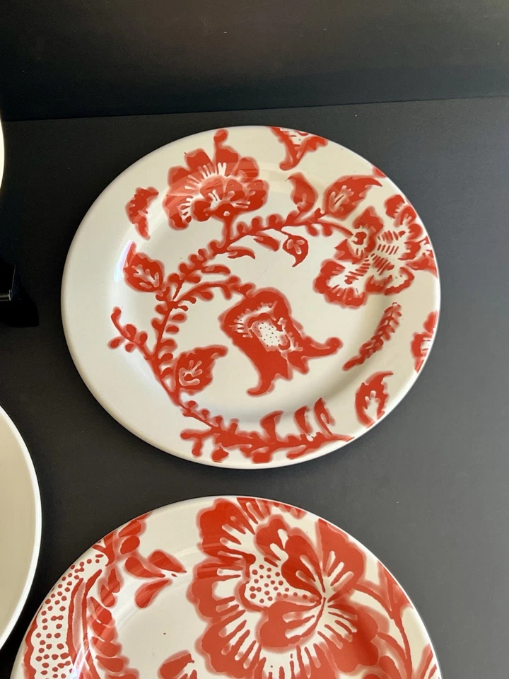 Juego de 4 Platos de Ensalada Floral Rojo Estilo Anthropologie 8.75" Hecho en Portugal Foto 2 de 4