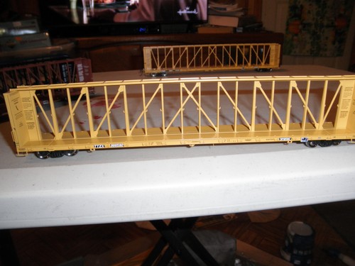 TTX - amarillo - cubierta empotrada NSC haz central Flatcar #866590 | Condition: New