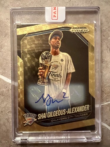 🍄DT 24-25 panini PRIZM BLACK VINYL GOLD AUTO SHAI GILGEOUS-ALEXANDER 5/5 ENCASE