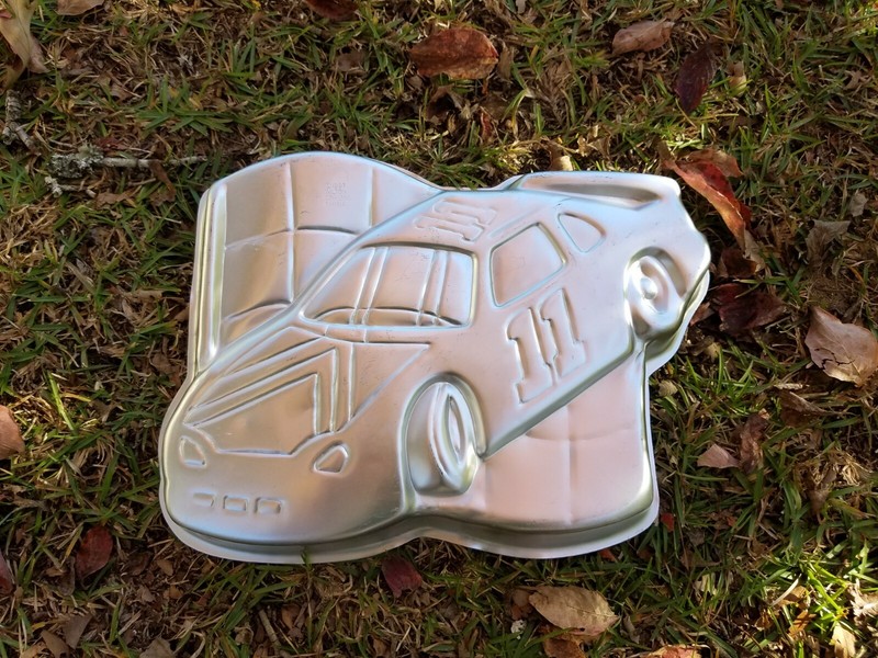 WILTON 1997 RACE CAR CAKE PAN 2105-1350 WITH INSTRUCTION SHEET COPY VINTAGE