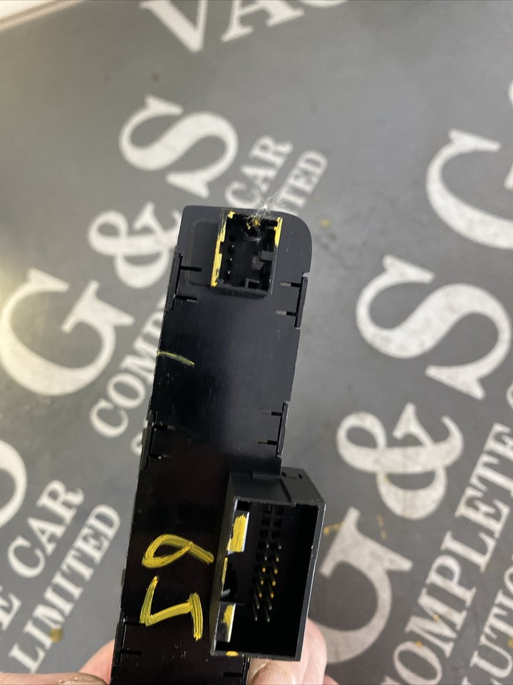 Seat Hazard Switch Panel Door Lock Aux Heated Window 6J Models