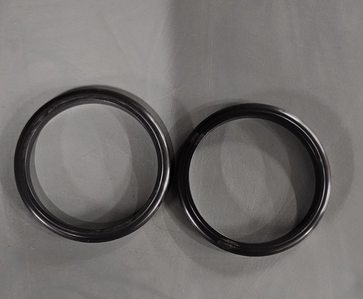 FREIGHTLINER DD15 DDE-A4721870880 Pair OIL SUCTION PiPE SUPPLY