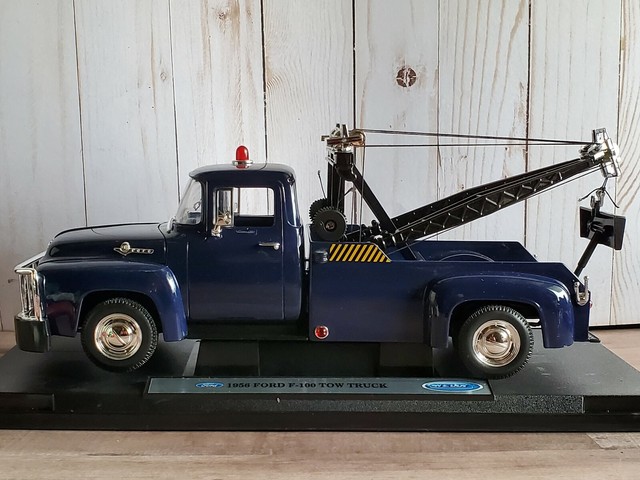 diecast tow truck wrecker