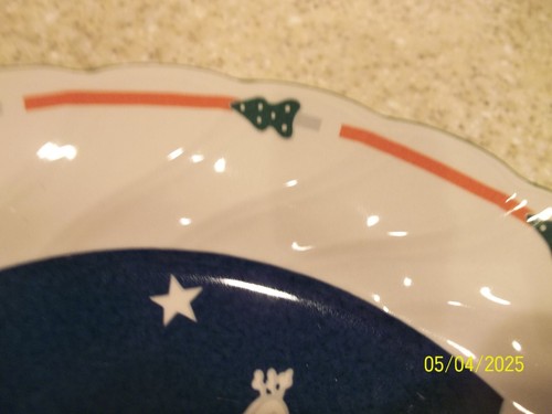 4 Sango Julie Dinner Plates 10 3/4" Christmas Eve Scalloped Santa Sled Reindeer - Picture 3 of 4