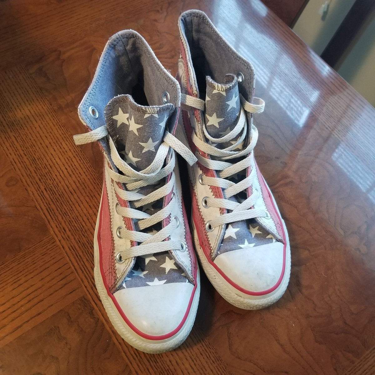 VINTAGE 1990s Converse All-Star MADE IN USA High Tops Stars and Stripes Men 5.5 VINTAGE 1990s Converse All-Star MADE IN USA High Tops Stars and Stripes Men 5.5