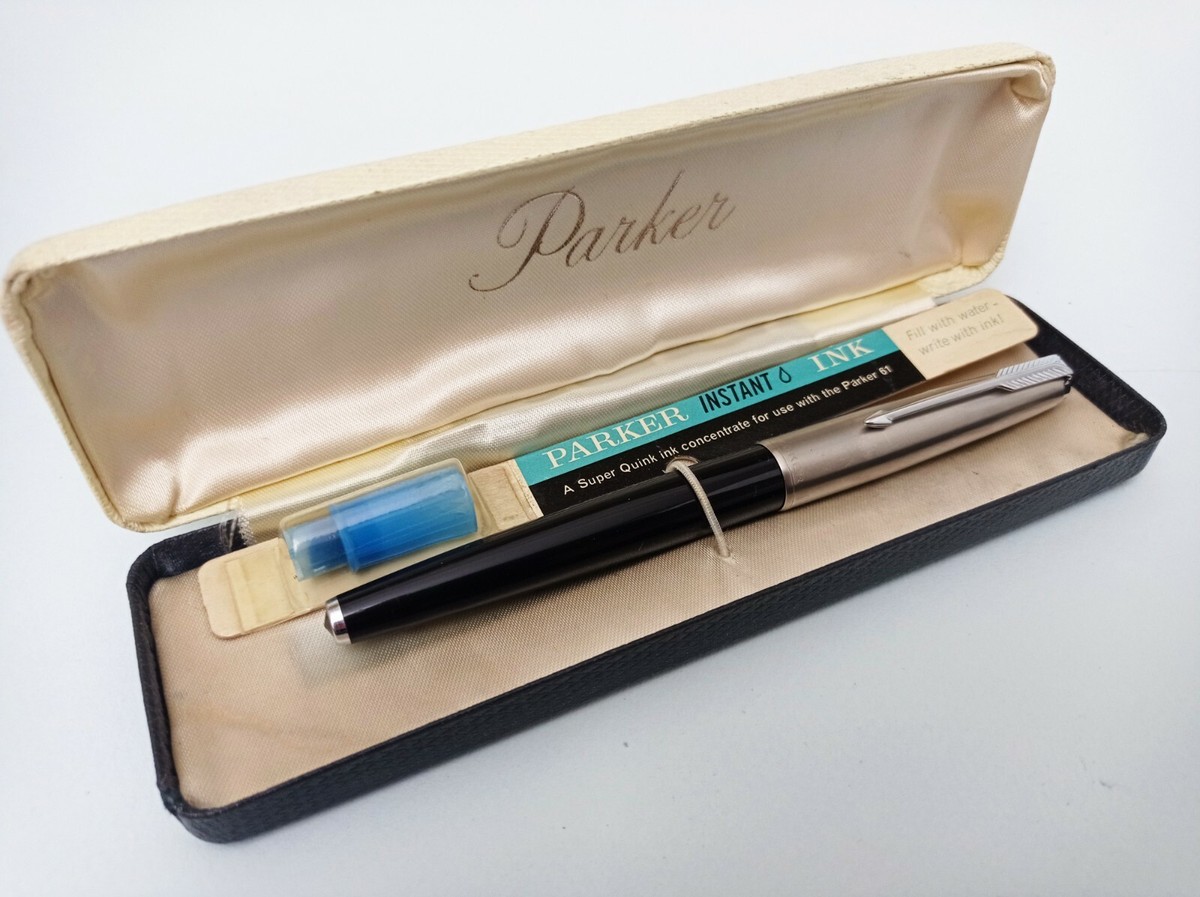 筆記具 Parker 61 EF Parker 61 Black Steel Cap Capillary Fountain Pen 14 EF Nib Vintage