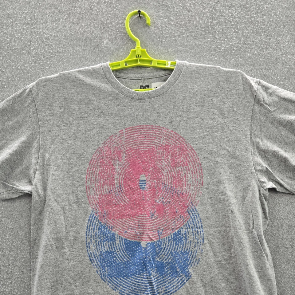 DC Shoes Mujer Camisa GRANDE Gris Estampado de Disco Gráfico Camiseta Manga Corta Logo Foto 4 de 4