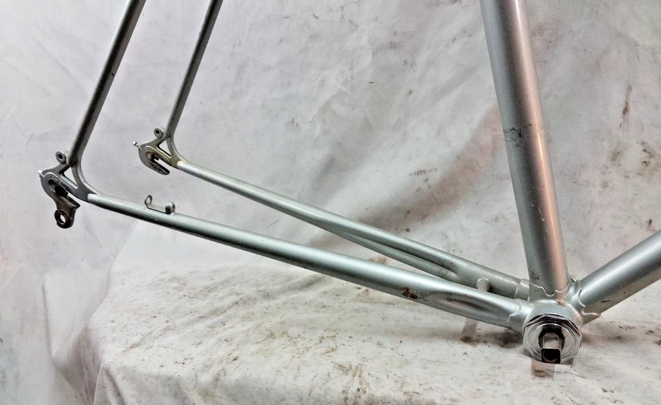 Cuadro de bicicleta de carretera Stella 1979 55 cm mediano Durifort con orugas de acero a tope de cercanías :) Foto 3 de 4