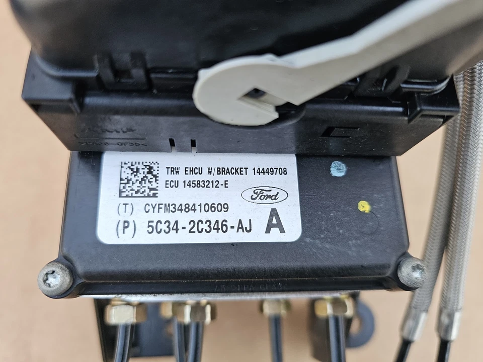 05 06 Ford F250 Super Duty 6.0L Anti Lock Brake ABS Pump Module 5C34-2C346-AJ - Image 2 of 4